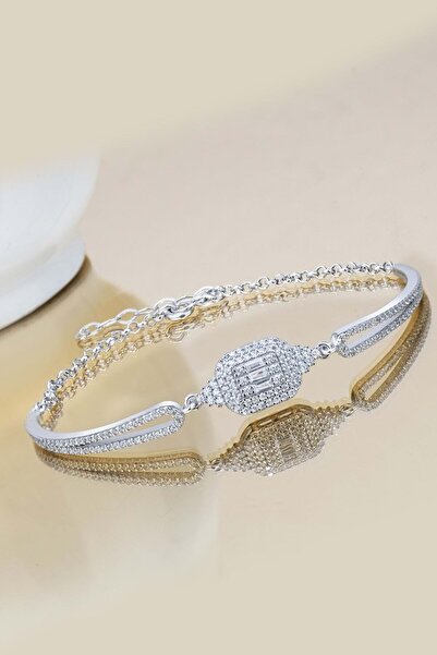 By More Kadın Gümüş  Baget Taşlı Kelepçe Bileklik