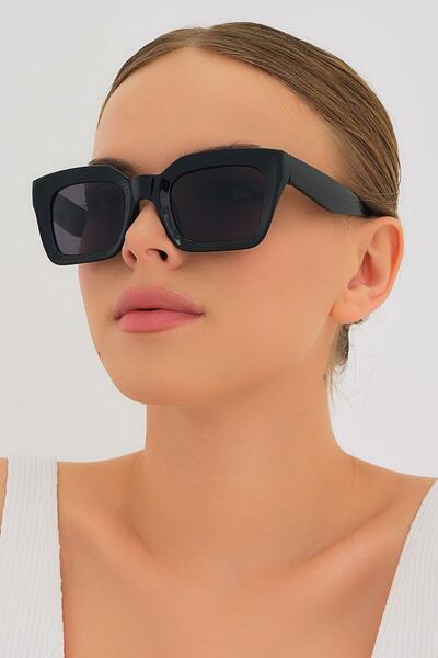 ModaLucci Black Square Women's Sunglasses