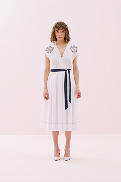 Roman İstiridye Nakışlı Pileli Midi Boy Elbise Beyaz Y2511005_002