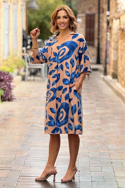 Nevin Kaya Moda Rochie cu model iepure crem cu guler POLO