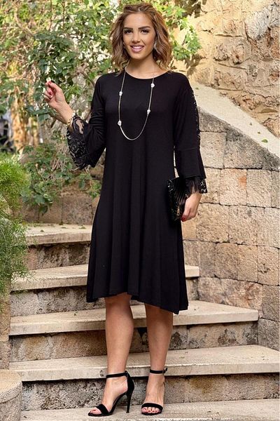 Nevin Kaya Moda Rochie neagră din bumbac cu volan, cu umăr dezactivat