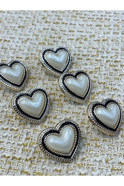 ODDA TASARIM ATÖLYESİ Black Epoxy Heart Detail Metalized Button 20 mm 6 Pcs (Plastic)