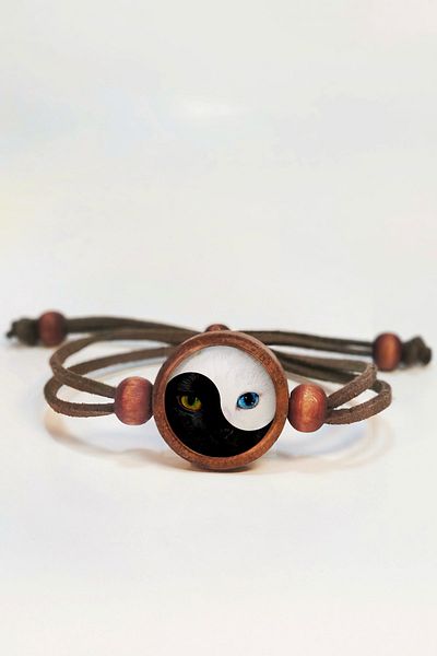 Tahtakolik Yin Yang Cat Wooden Bracelet