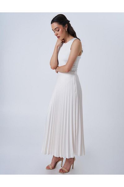 Kayra High Waist Satin Skirt - Pleated Ecru