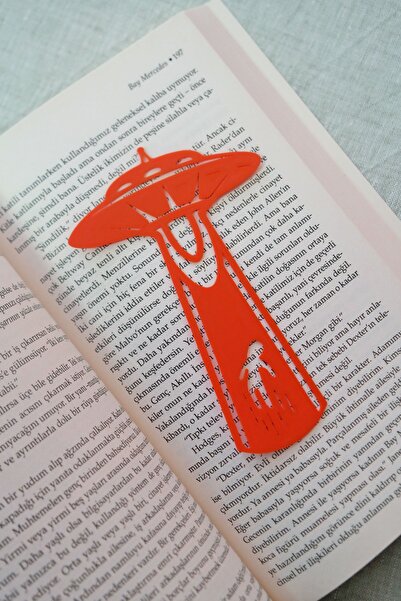 Uzman3D Flying Saucer Figured Bookends