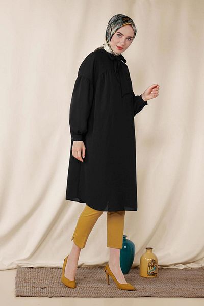 Alvina Lace-Up Tunic with Balloon Sleeves and Collar 4111