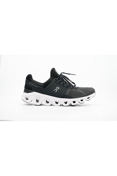 On Running Cloudswift 2 Black White Women 41.99581