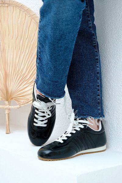 Marjin Pantofi sport pentru femei Zonya Black Stitched
