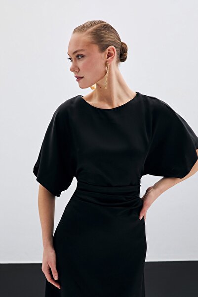 Sateen Rochie din satin creponat cu detaliu adunat - neagra