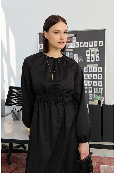 Fatma Atasoy Black Dress with Gathered Belt