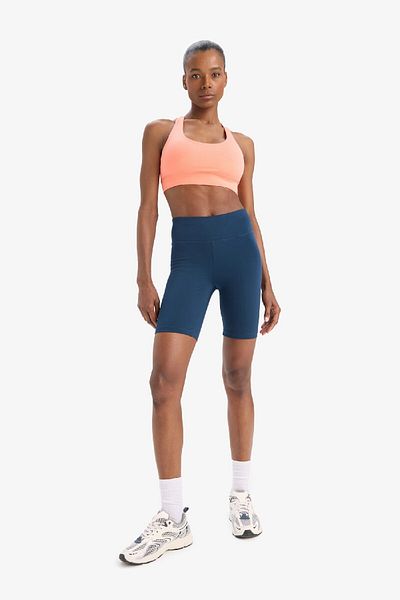 DeFacto Fit Hohe Taille Taille Biker Stretchy Kurze Basic Plain Sport Leggings Z6741az25sp