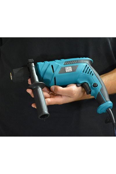 JSA This 13mm, 780W drill is ideal for everyday tasks in workshops and at home. It features powerful, precise performance.