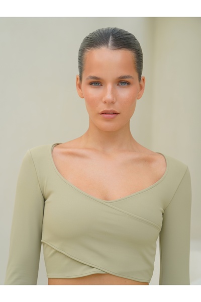 MAI STUDIOS CO. Gaia Довгі рукави з перехресними деталями, м'який хакі, укорочений