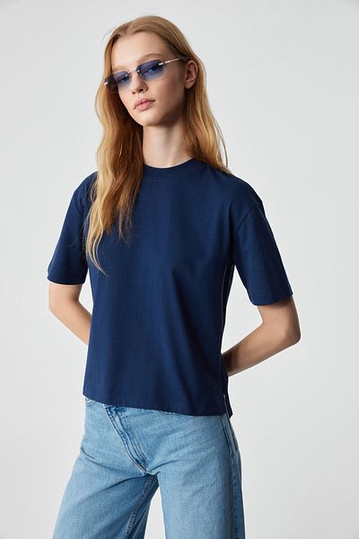 GRIMELANGE Remsos Women's Oversize Crew Neck Short Sleeve Navy Blue T-Shirt