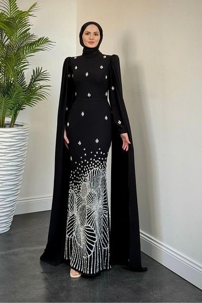 MERVEN AKYÜZ Rochie de seară cu mâneci Farah Cape Negru