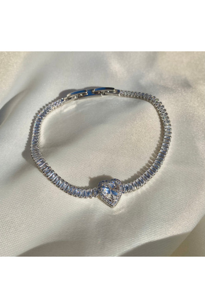 Elifsu Jewelry أساور الممر المائي على شكل قلب من حجر الزركون