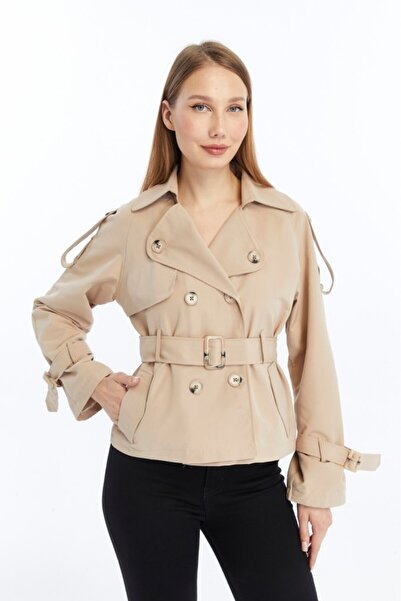 Jamila Düğme Detaylı Kısa Kadın Trençkot