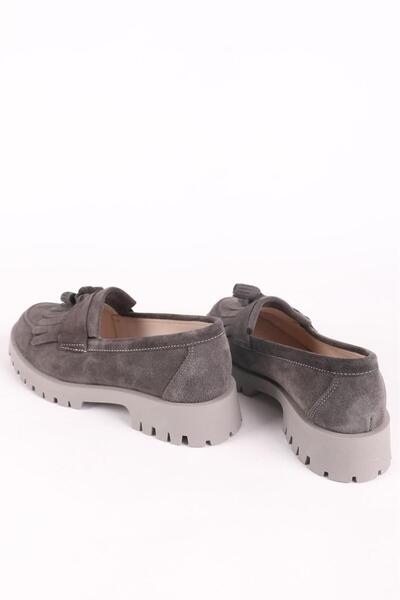 Hayati Arman Kadın Hakiki Deri Püsküllü Loafer Ayakkabı Süet Gri