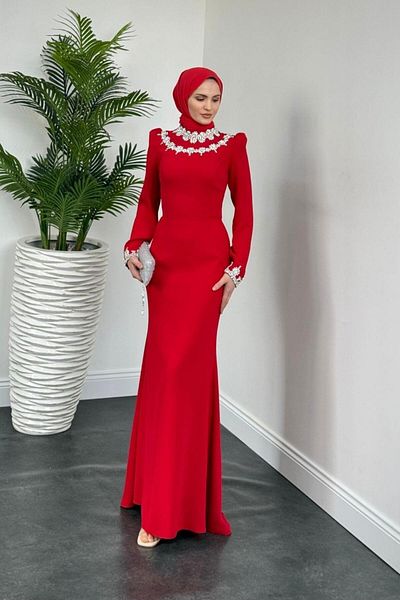MERVEN AKYÜZ Red Evening Dress - Bloom Sleeves and Neck with Stones