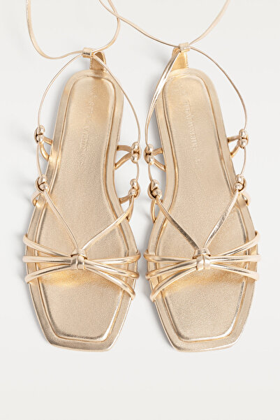 Stradivarius Strappt flat sandals