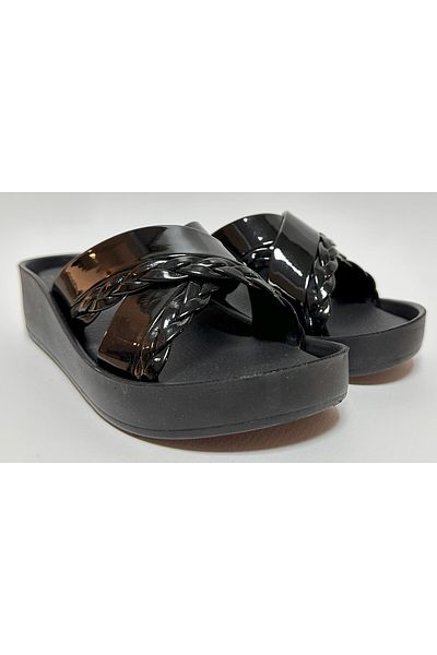 Voga Paint Leather Knitted Detail Black Cross Bands Comfortable and Light Women's Daily Home Guest and Street Slippers