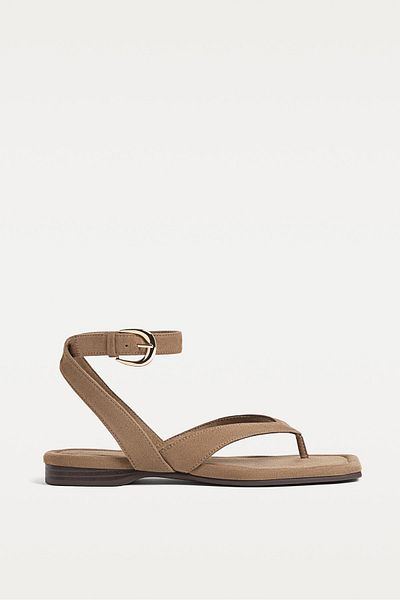 Stradivarius Flat textured sandals