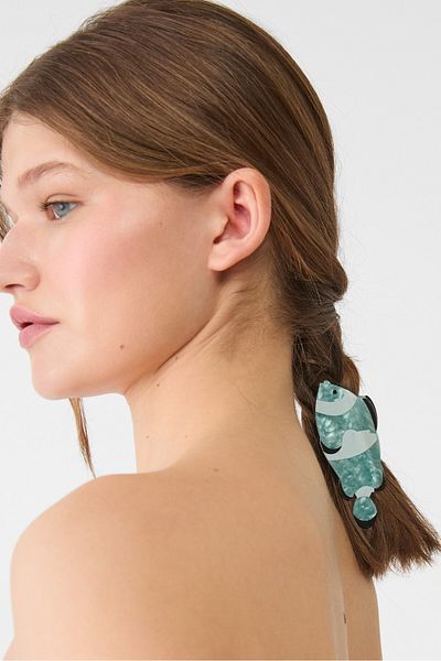 Stradivarius Fish hair clip