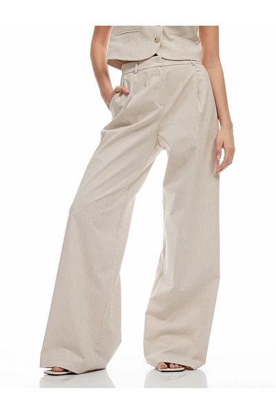 Koton Pocketed Pleated Detailed Wide Beige Women's Trousers 5Sak40032Pw
