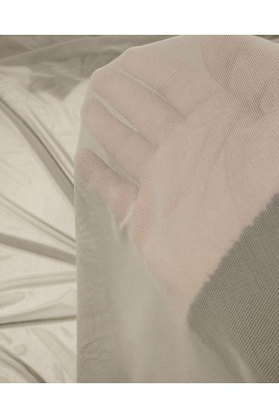 Kumaş Parça Διχτυωτό σε ανοιχτό πράσινο χρώμα Πλάτος 140 cm x 
   Ανάπτυξη 235 cm