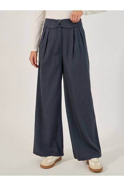 Styli Mid Rise Wide Leg Pleated Trousers