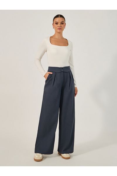 Styli Mid Rise Wide Leg Pleated Trousers