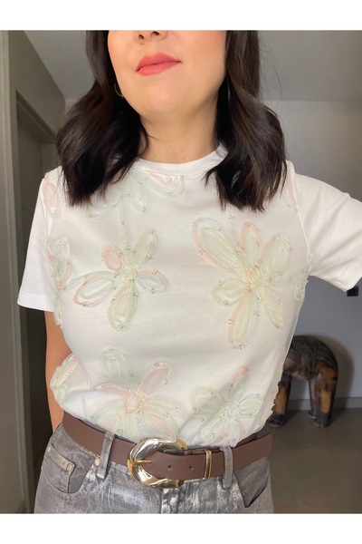 Butik Floral Motif Tulle Coated Tok Fabric Cotton White Tshirt