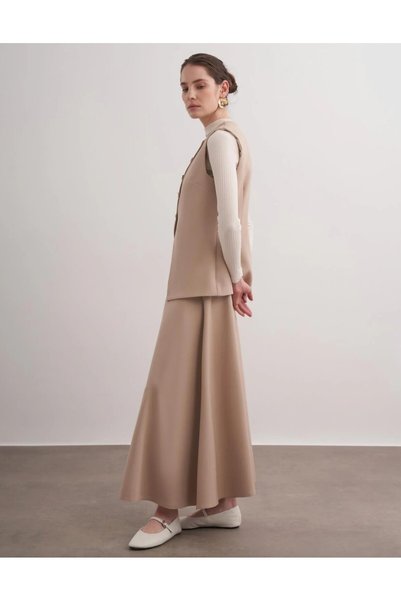 DEMET Sare Buttoned Vest and Skirt Suit