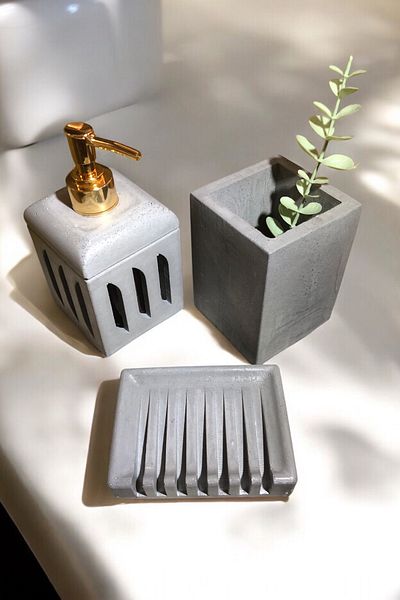 RocArt Home Set de baie ondulat din beton (dozator de săpun lichid, suport pentru periuță de dinți, dozator de săpun solid)