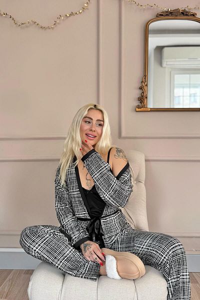 Pijamaevi Black Grid Exclusive Women's Pajama Set with Knitted Dressing Gown