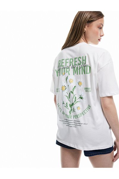 Koton Cotton Crew Neck Short Sleeve Printed Oversize T-Shirt on the Back