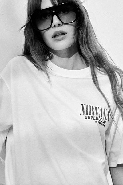 H&M تي شيرت مطبوع كبير الحجم