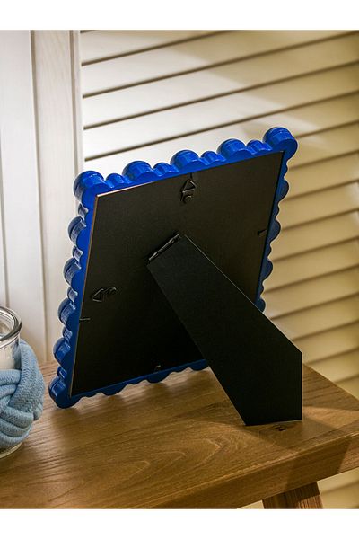 LC Waikiki Standing Photo Frame