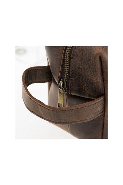 PLM Medium G6 Brown Eve Leather Makeup Bag