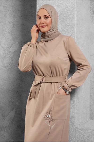 Alvina Λεπτομερές φόρεμα Cummerbund 42434