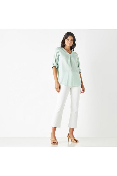 FAV V-neck Top with 3/4 Sleeves