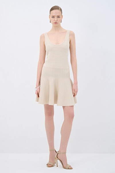 adL Kolsuz Triko Elbise