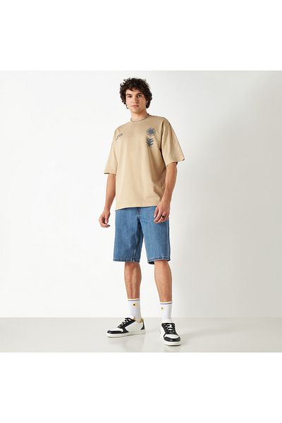 FAV Graphic Print T-shirt with Crew Neck and Short Sleeves