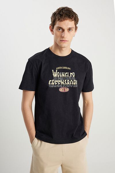 WRANGLER 100% памучна тениска с широк крой и голямо лого, черна