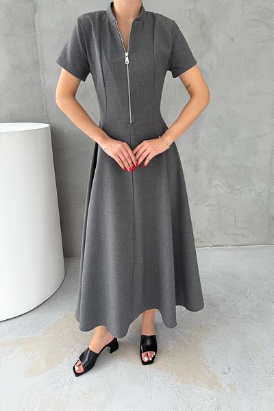 Seda Yalçın Atelier فستان رمادي واسع بطول متوسط ​​مع تفاصيل طية صدر السترة