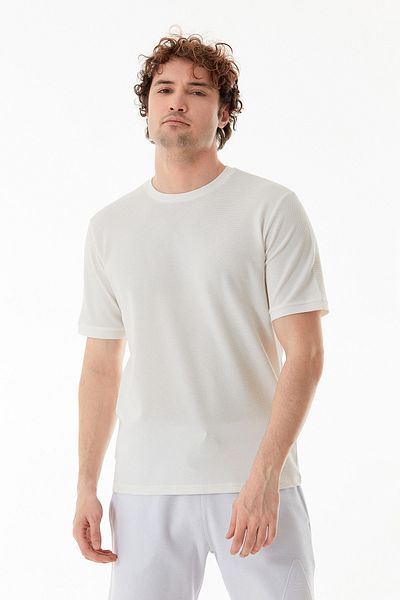 Fulla Moda Honeycomb Fabric Crew Neck T-Shirt
