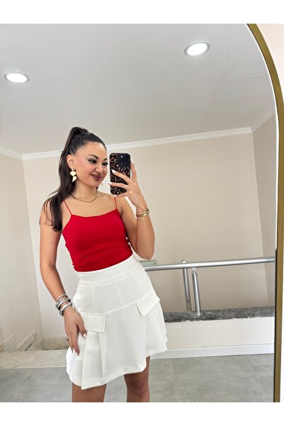 Gamze Ege Fashion Beyaz şort etek Pileli cepli