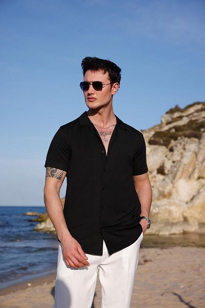 Pobudo Black Color Textured Short Sleeve Men's Shirt