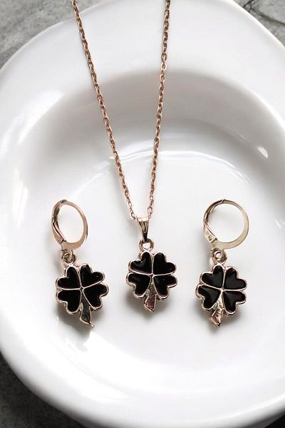 EUROMODA Black Clover Design Necklace Earrings Jewelry Set