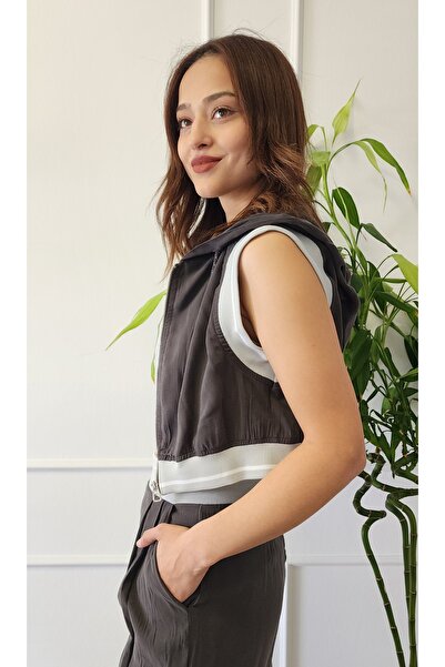 My Boutique Кроп-жилет з капюшоном